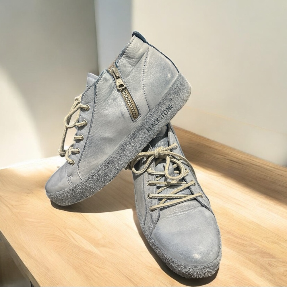 BLACKSTONE Distressed women’s SZ:”NL-37” Midi Platform Sky Blue Leather/suede